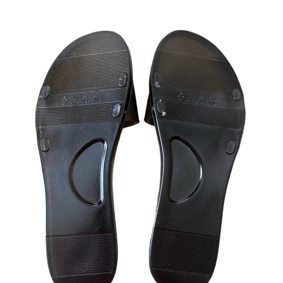 Black Gel Slip On Slippers Size 10 Brand New - Picture 2 of 3